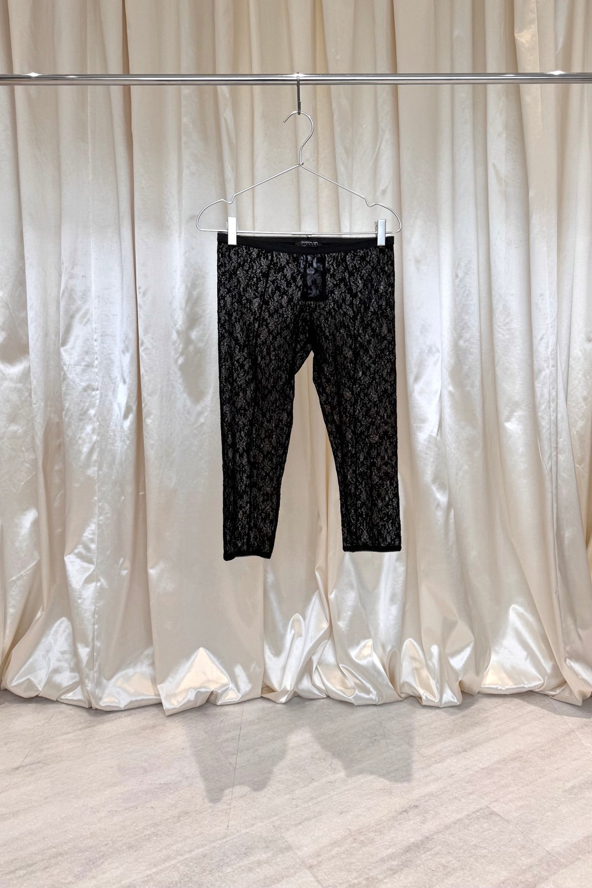 Black Lace Capri Leggings