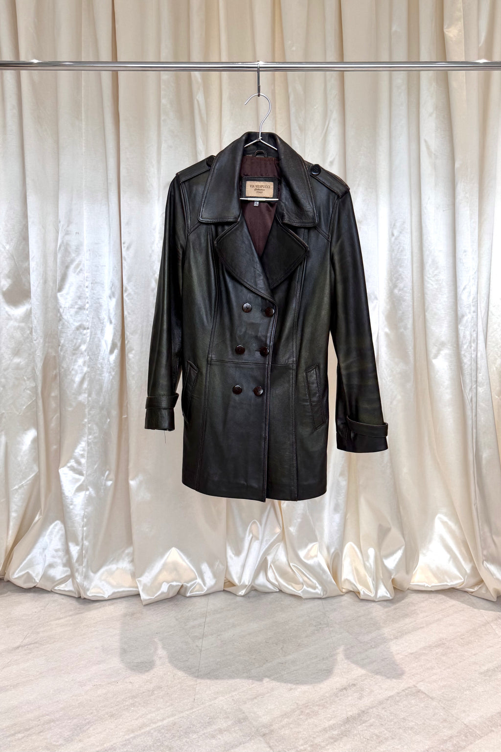 VIA VESTUCCI Black Leather Coat