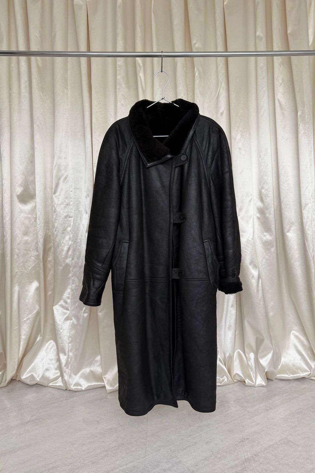Furs Ettex Black Leather